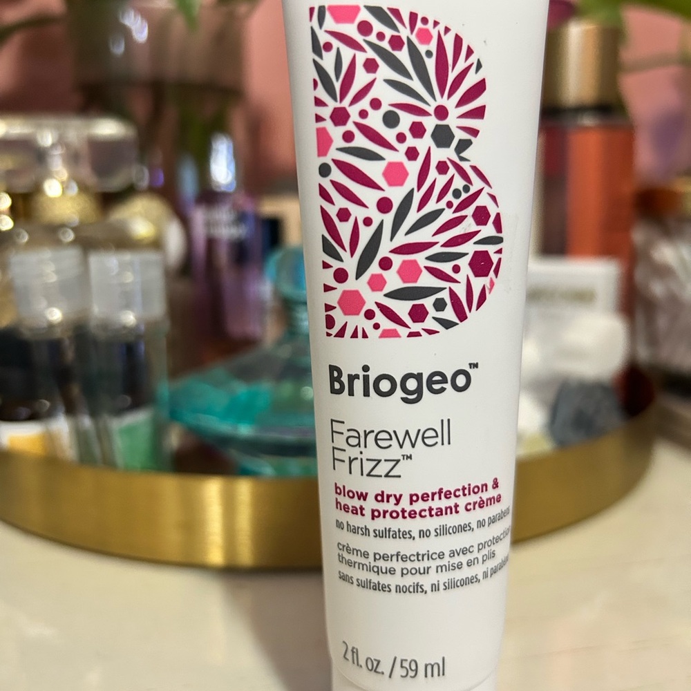 Briogeo Farewell Frizz Blow Dry & Heat Protection Cream